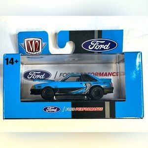 M2 Machines 1987 FORD MUSTANG GT- CUSTOM